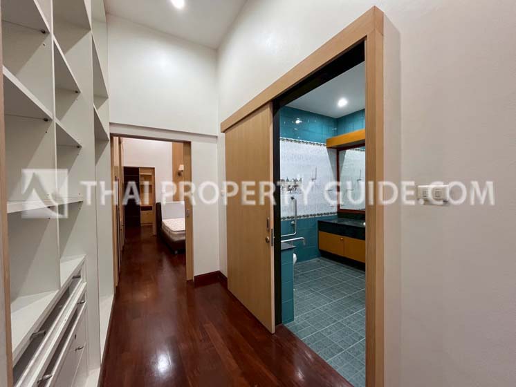House in Sukhumvit 